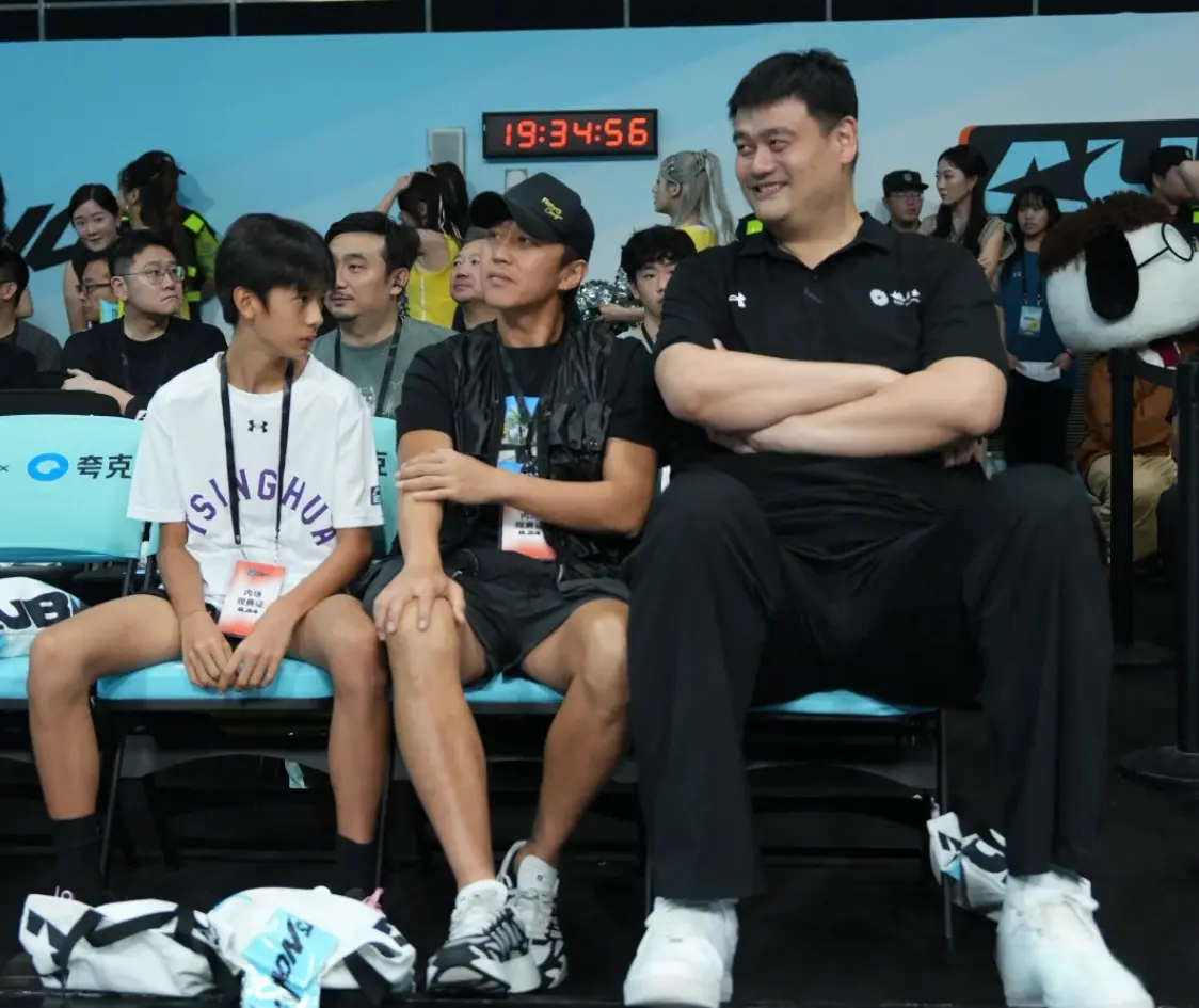 等等好像孙 等等好像孙