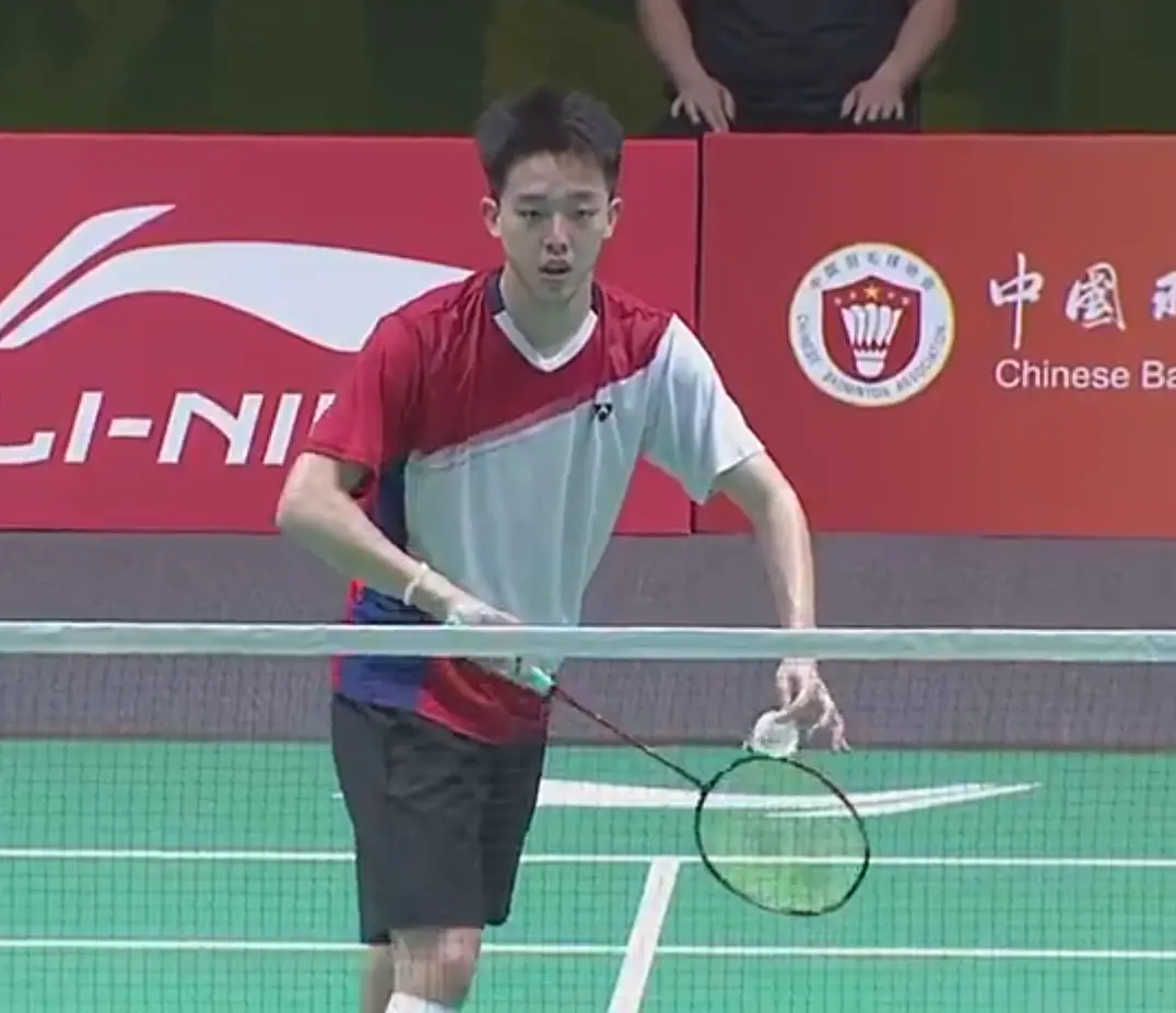 队员夺冠, 选手内部的, 得冠军