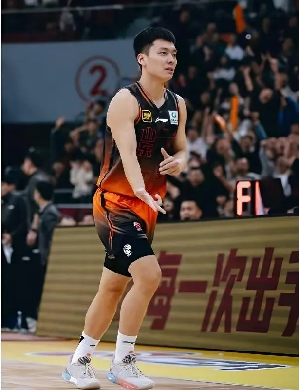 季四强球队, 一冠王其实 季四强球队, 一冠王其实