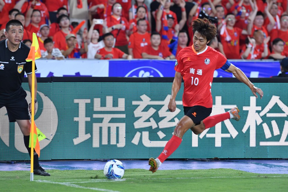 uI, 油助威 uI, 油助威